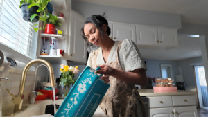 What is a Homemaker? 21 Habits of a Homemaker - Motherhood and Homemaking